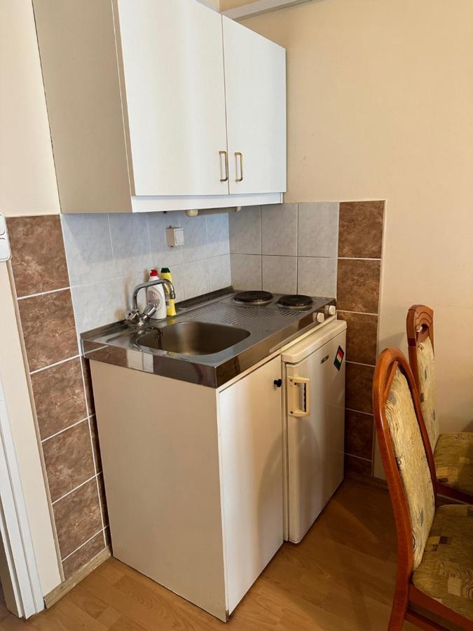 Cozy Garden Apartman Apartment Gyula Ngoại thất bức ảnh